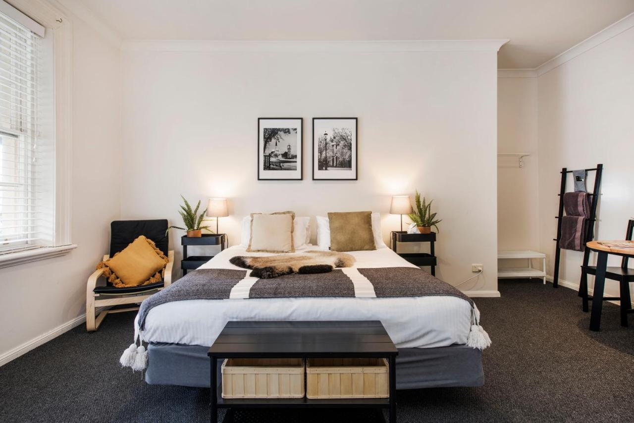The Woolpack Hotel Mudgee Eksteriør bilde