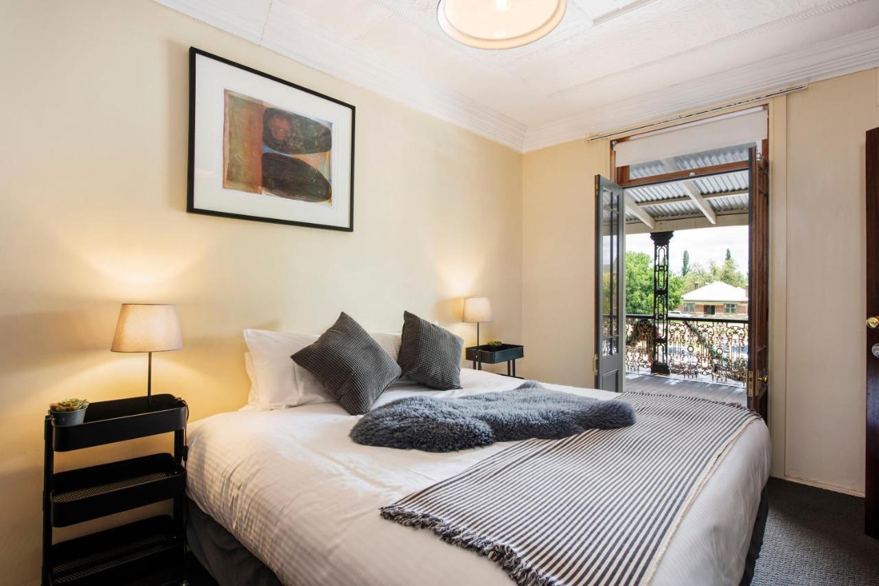The Woolpack Hotel Mudgee Eksteriør bilde