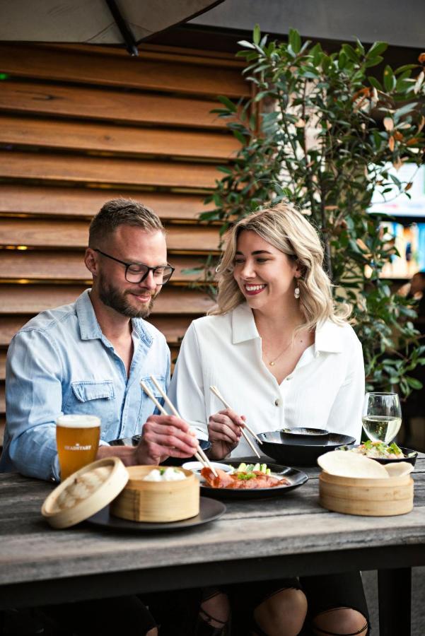 The Woolpack Hotel Mudgee Eksteriør bilde